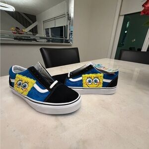 Vans Blue and Black SpongeBob Athletic Shoes brand New size 11 with out the box
